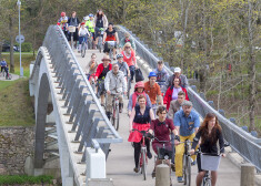 4. maijā Ogrē notiks tradicionālais Tvīda brauciens (attēlā: Ogres 3. Tvīda brauciens 2016. gadā).