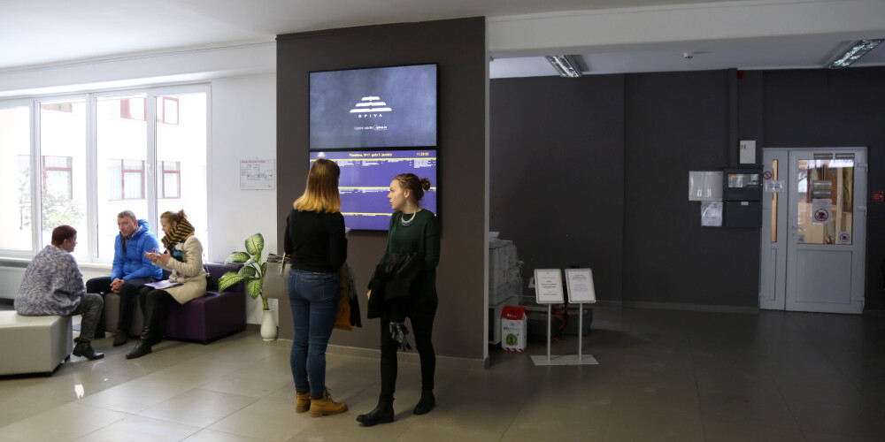 Rīgas Pedagoģijas un izglītības vadības akadēmija (RPIVA) ir Izglītības un zinātnes ministrijas (IZM) padotībā esoša valsts dibināta Latvijas augstskola. Tā atrodas Imantas 7. līnijā 1, Rīgā. Augstskolas pamatdarbības joma ir pirmsskolas, pamatizglītības, mūzikas un deju skolotāju, psihologu, iestāžu un uzņēmumu vadītāju un speciālistu sagatavošana.