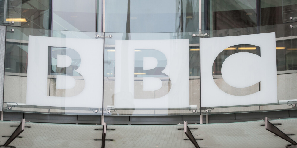 BBC, pilnais nosaukums British Broadcasting Corporation, ir Apvienotajā Karalistē bāzēta raidorganizācija, kura darbojas radio, televīzijas un interneta sfērās. Korporācija veic gan iekšējās, gan ārējās pārraides. BBC pārdod savas programmas citām aprraides organizācijām visā pasaulē. Organizāciju vada 12 padomes locekļi, kurus ir iecēlusi Anglijas karaliene Elizabete II.