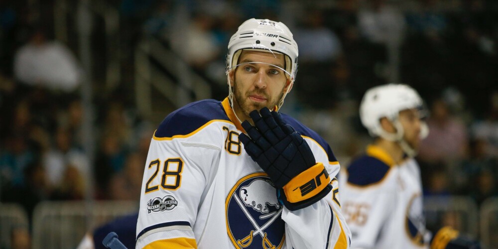 Zemgus Girgensons (dzimis 1994. gada 5. janvārī Rīgā) ir latviešu hokejists, spēlē uzbrucēja pozīcijā, Latvijas hokeja izlases dalībnieks. Pašlaik pārstāv Nacionālās hokeja līgas klubu Bufalo "Sabres", kas viņu 2012. gada NHL draftā izraudzījās ar kopējo 14. kārtas numuru pirmajā drafta izvēles kārtā. Z. Girgensons bija 2015. gada NHL Visu zvaigžņu spēles dalībnieks un līdzjutēju balsojumā visvairāk balsis saņēmušais hokejists.