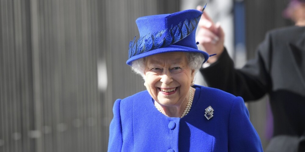 Elizabete II (angļu: Queen Elizabeth II, dzimusi 1926. gada 21. aprīlī) ir pašreizējā Apvienotās Karalistes un britu aizjūras domīniju karaliene. Viņas kronēšana notika 1953. gada 2. jūnijā. 2015. gada 9. septembrī Elizabete II kļuva par visilgāk valdījušo britu monarhu, apsteidzot savu vecvecvecmāmiņu karalieni Viktoriju. Tāpat viņa ir visvecākā valdniece, kāda bijusi britu tronī.