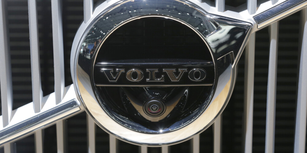 Aktiebolaget Volvo (Volvo Group, Volvokoncernen) ir Zviedrijas kompānija, kas ražo komerciālo transportu, autobusus un inženiertehniku, braukšanas sistēmas kuģiem, kravas auto, aerokosmisko sistēmu detaļas, un veic to servisu. Iepriekš kompānija ražoja arī vieglos automobiļus, bet 1999. gadā to ar nosaukumu Volvo Personvagnar pārdeva koncernam Ford, kas 2010. gadā to pārdeva koncernam Geely.