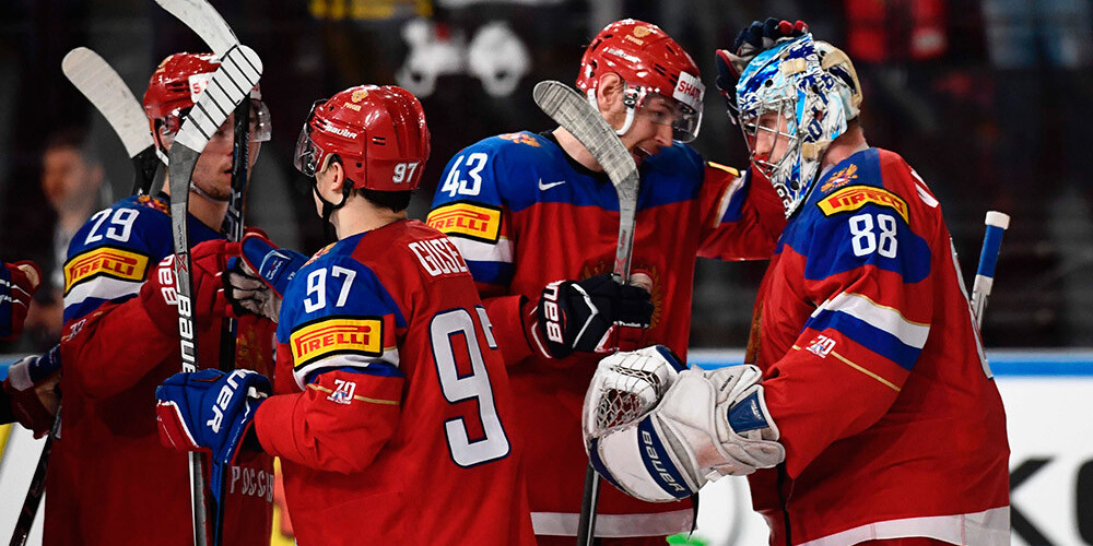 Krievijas un Somijas hokejisti ar "sausajām" uzvarām iekļūst pusfinālā