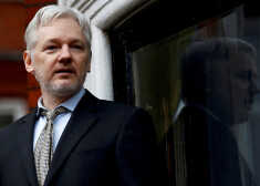 "WikiLeaks" dibinātājs Džūljens Asanžs.