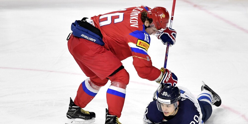 Znaroka trenētā Krievijas hokeja izlase izcīna pasaules čempionāta bronzu