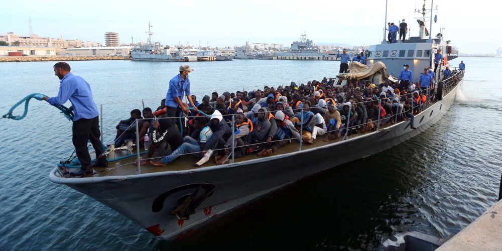 Lībijas flote: ceļā uz Eiropu atrodas tūkstošiem nelegālo imigrantu