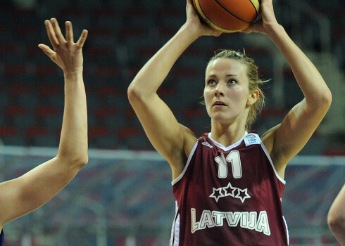 Latvijas basketbolistes pieveic Ķīnu un ar uzvaru noslēdz pārbaudes turnīru