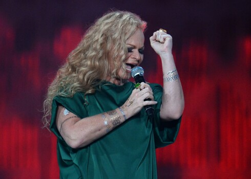 Vairākas krievu slavenības Jūrmalas domei palikušas parādā nekustamā īpašuma nodokli par saviem ekskluzīvajiem kūrortpilsētas apartamentiem. Starp parādniekiem varētu būt arī slavenā Krievijas estrādes dziedātāja Larisa Doļina.