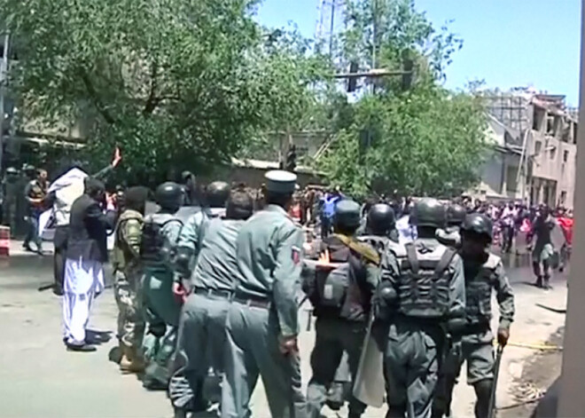 Kabulā izraisījušās policijas un protestētāju sadursmes