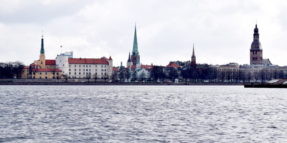 Vecrīga, (apkaimes nosaukums Vecpilsēta) arī Iekšrīga, ir Rīgas pilsētas vissenākā daļa, kā arī apkaime, kuras robežas veido šādu ielu ass līnijas: K. Valdemāra iela, Z. A. Meierovica bulvāris, Aspazijas bulvāris, 13. Janvāra iela un 11. novembra krastmala. Kopš 1967. gada Vecrīga ir valsts aizsargājamā zona, kopš 1983. gada pilsētbūvniecības piemineklis, 1997. gadā Rīgas vēsturisko centru un tostarp Vecrīgu UNESCO iekļāva Pasaules mantojuma sarakstā, bet 2007. gadā, pateicoties Vecrīgas panorāmai un siluetam, Rīga ieguva Eiropas mantojuma zīmi.