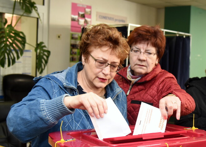 Vadošo partiju politiķi saka, ka balsojumu vēlēšanās Rīgā nevar uzskatīt par etnisku