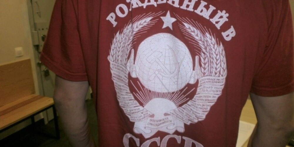 Klaipēdas policija aiztur piedzērušos PSRS fanu no Latvijas