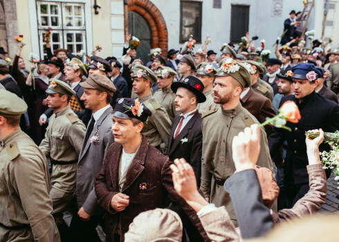 Darba duna. Rīgā tiek filmēta kinolente "Dvēseļu putenis".