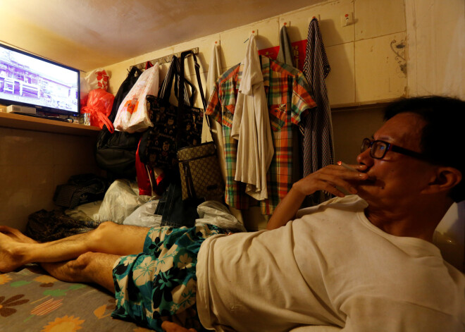 Tā izskatās Honkongas zārka izmēra dzīvokļi par 160 eiro mēnesī