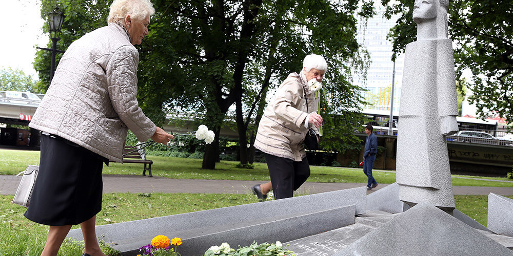 Komunistiskā genocīda upuru piemiņas dienā Rīgā notiks atceres pasākumi un koncerti
