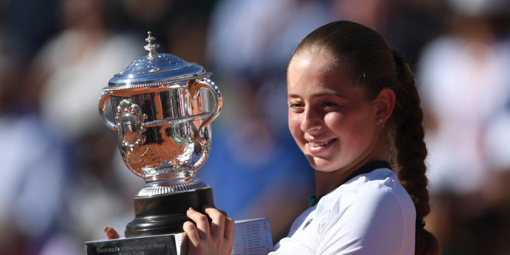 Aļona ir brīnums! Mūsu tenisa zvaigzne Ostapenko izcīna Latvijas sporta lielāko uzvaru