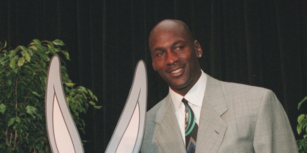 Maikls Džefrijs Džordans (angļu: Michael Jeffrey Jordan, dzimis 1963. gada 17. februārī Bruklinā, Ņujorkā) ir bijušais amerikāņu profesionāls basketbolists un aktīvs uzņēmējs. Viņa biogrāfija Nacionālās basketbola asociācijas (NBA) mājaslapā vēsta: "Pieņemts, Maikls Džordans ir visu laiku izcilākais basketbolists." Džordans bija viens no vislabāk pārdotajiem savas paaudzes sportistiem, kuram bija milzīga nozīme NBA popularizēšanā visā pasaulē 1980. un 1990. gados.