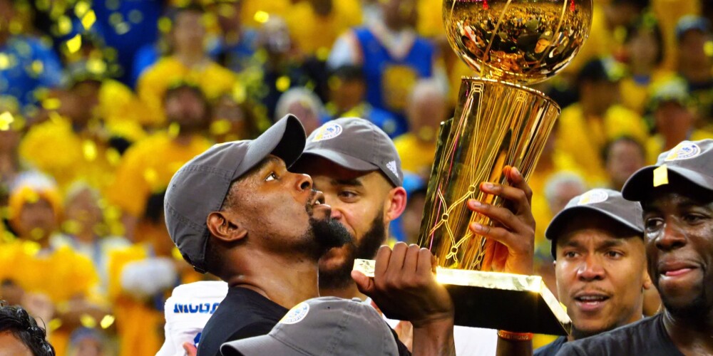Kevins Durants aizved "Warriors" līdz NBA čempionu titulam