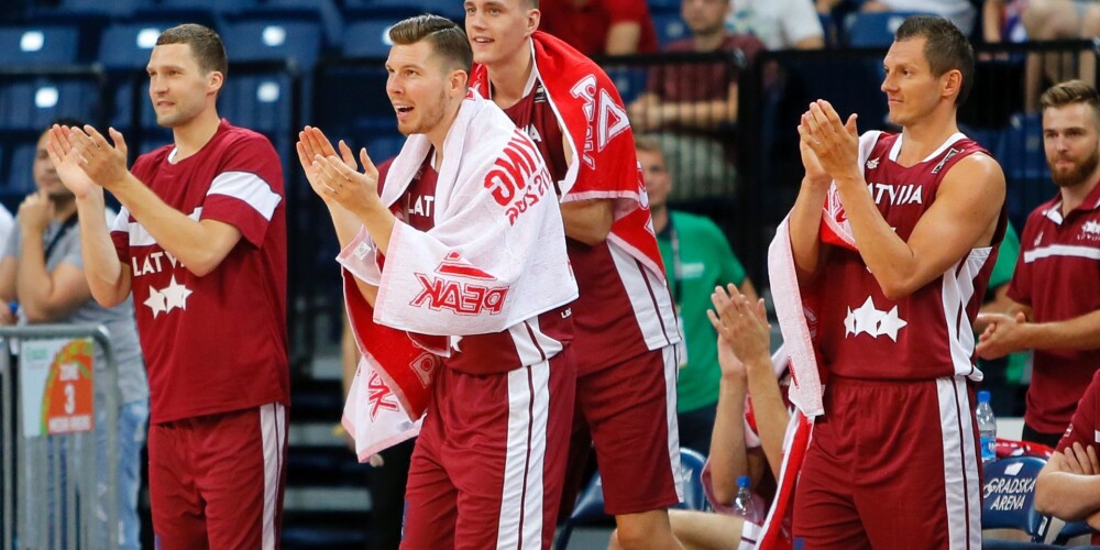 Latvijas basketbola izlase ir komanda, kas pārstāv Latviju tādās starptautiskās basketbola sacensībās kā Olimpiskās spēles, Pasaules čempionāts un Eiropas čempionāts. Izlases lielākais panākums ir uzvara pirmajā Eiropas čempionāta finālturnīrā 1935. gadā, par ko tikusi uzņemta un 2012. gadā izdota filma "Sapņu komanda 1935".