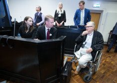 67 gadus vecajam Edgaram Savisāram pēc infekcijas amputēja labo kāju.