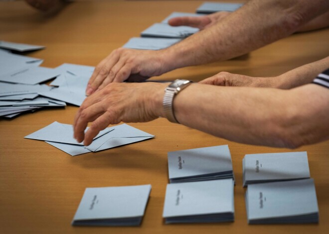 Francūži gatavi ievēlēt kazas, ēzeļus un nīlzirgus, komentē eksperti