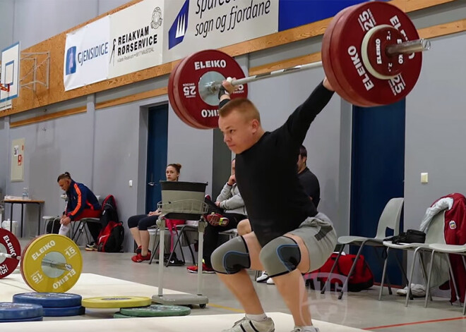 Svarcēlājam Suharevam  4. vieta un kilograms līdz pasaules junioru čempionāta bronzai