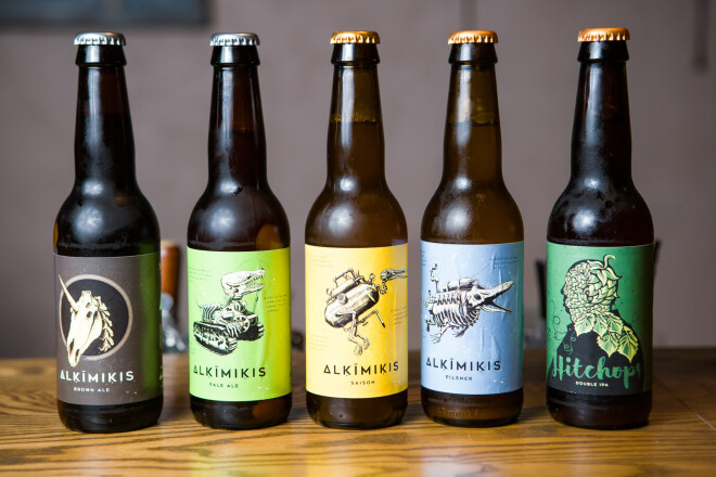 "BierHaus" alus etiķetes ir unikālas un piesaista uzmanību.