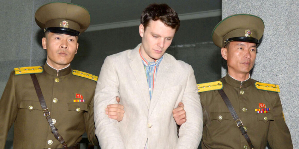 Ziemeļkoreja noliedz ieslodzītā amerikāņu studenta spīdzināšanu
