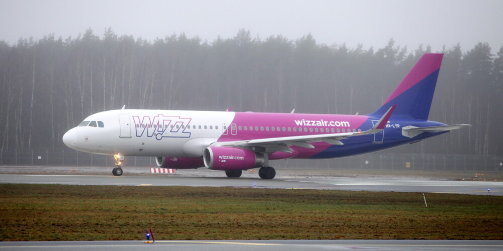''Wizz Air'' sāk lidojumus no Rīgas uz Bari un Reikjavīku