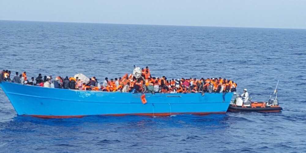 Itālija draud sūtīt atpakaļ kuģus ar nelegālajiem imigrantiem