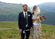 Alpos apprecējušies Eva Ikstena un Voldemārs Johansons