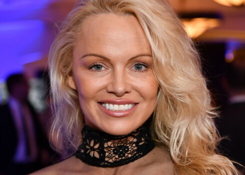 Pamela Andersone.