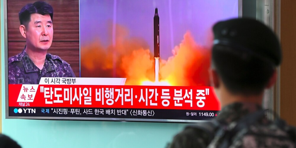 Ziemeļkoreja paziņo par veiksmīgu starpkontinentālās raķetes izmēģinājumu