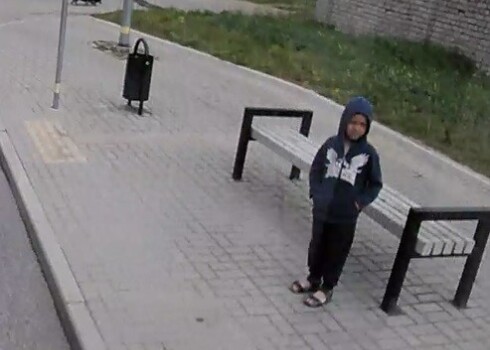 Ivans autobusa pieturā sestdien. 