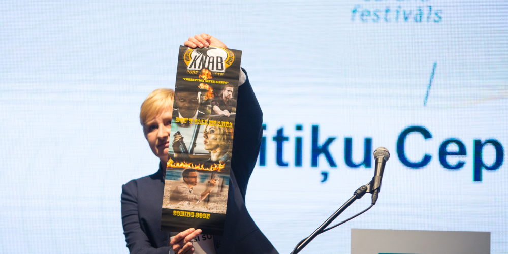 Juta Strīķe politiķu cepienā. 