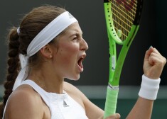 Aļona Ostapenko arvien biežāk tiek iepazīta savā īstajā vārdā.