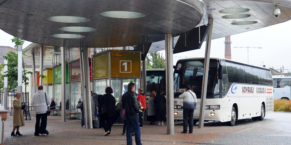 Pēc mazā Ivana traģiskās nāves Liepājas autobusu parks sola uzlabot pasažieru pārvadājumus
