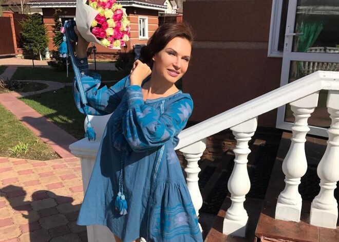 Эвелина Бледанс показала, как выглядела 30 лет назад