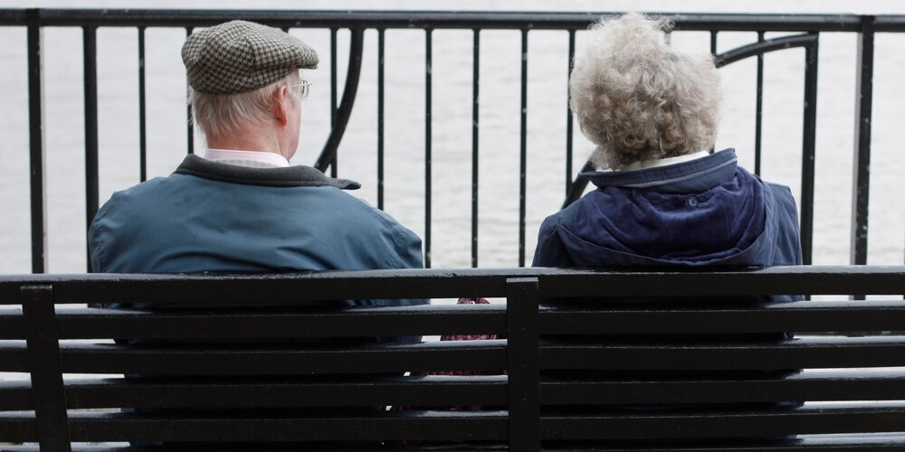 Lielbritānijā ātrāk paaugstinās pensionēšanās vecumu
