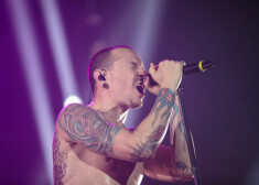 "Linkin Park" solists Česters Beningtons izdarījis pašnāvību