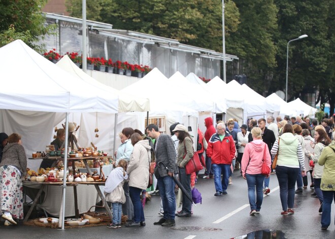 Izsludina pieteikšanos tirdzniecības vietām „Rīgas svētku 2017” pasākumos Krastmalā