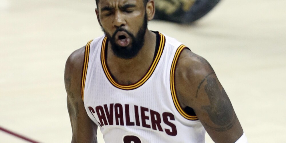 Kairijs Endrū Ērvings (angļu: Kyrie Andrew Irving; dzimis 1992. gada 23. martā Melburnā, Austrālijā) ir amerikāņu-austrāliešu basketbolists, spēlē saspēles vadītāja pozīcijā. Viņš ir otrais Austrālijā dzimušais NBA draftā ar pirmo numuru izraudzītais spēlētājs pēc Endrū Boguta, kuru 2005. gada draftā izraudzijās Milvoki "Bucks".