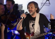 Serbu kinorežisors Emirs Kusturica.