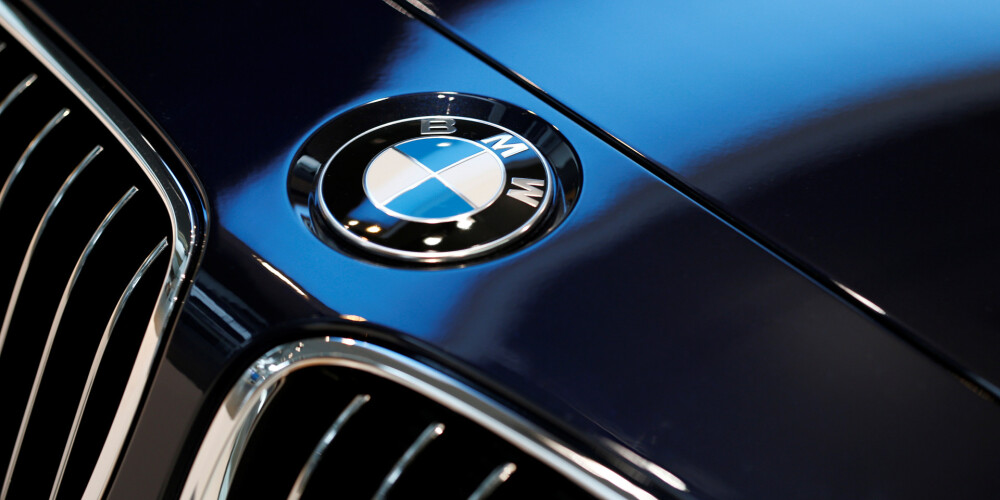 Vācu autobūves giganti esot vienojušies par slepenu sadarbību; BMW to noliedz