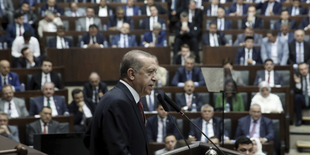Starp Turciju un Eiropas Savienību spriedze nemazinās