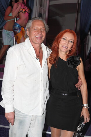 Kādreizējais slavenais smalko aprindu pāris Irēna Pulkinena un Oskars Barševskis.