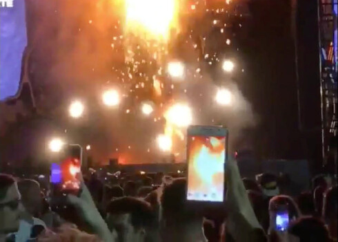 Trauksmaina nakts Barselonā: aizdegusies mūzikas festivāla skatuve, evakuēti 20 000 cilvēku