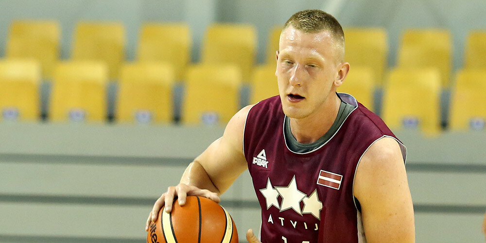 Latvijas basketbola izlase nenoķer poļus un Klaipēdas turnīrā paliek pēdējie