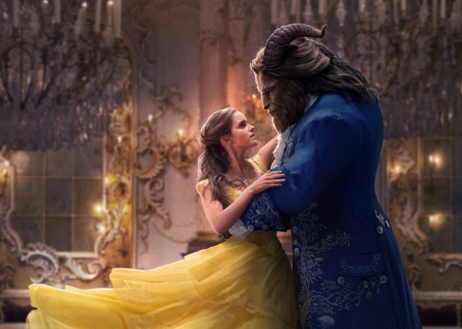 Šarmantā Emma Vatsone apbur Skaistules lomā