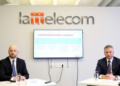 "Lattelecom" tehnoloģiju dienesta direktors Uldis Tatarčuks (no kreisās) un "Lattelecom" valdes priekšsēdētājs Juris Gulbis.